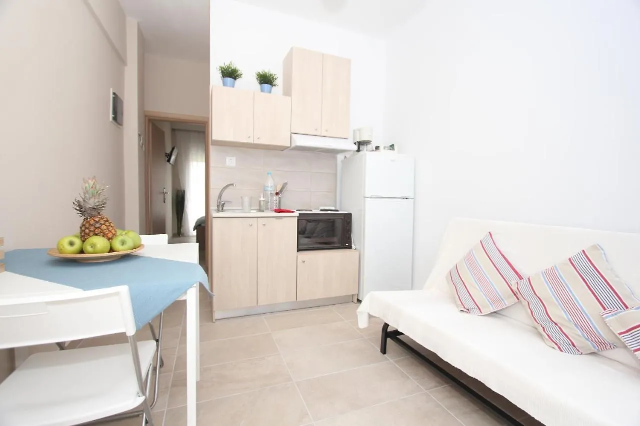 Lovely Apartment By The Sea..... Epanomi 0*,